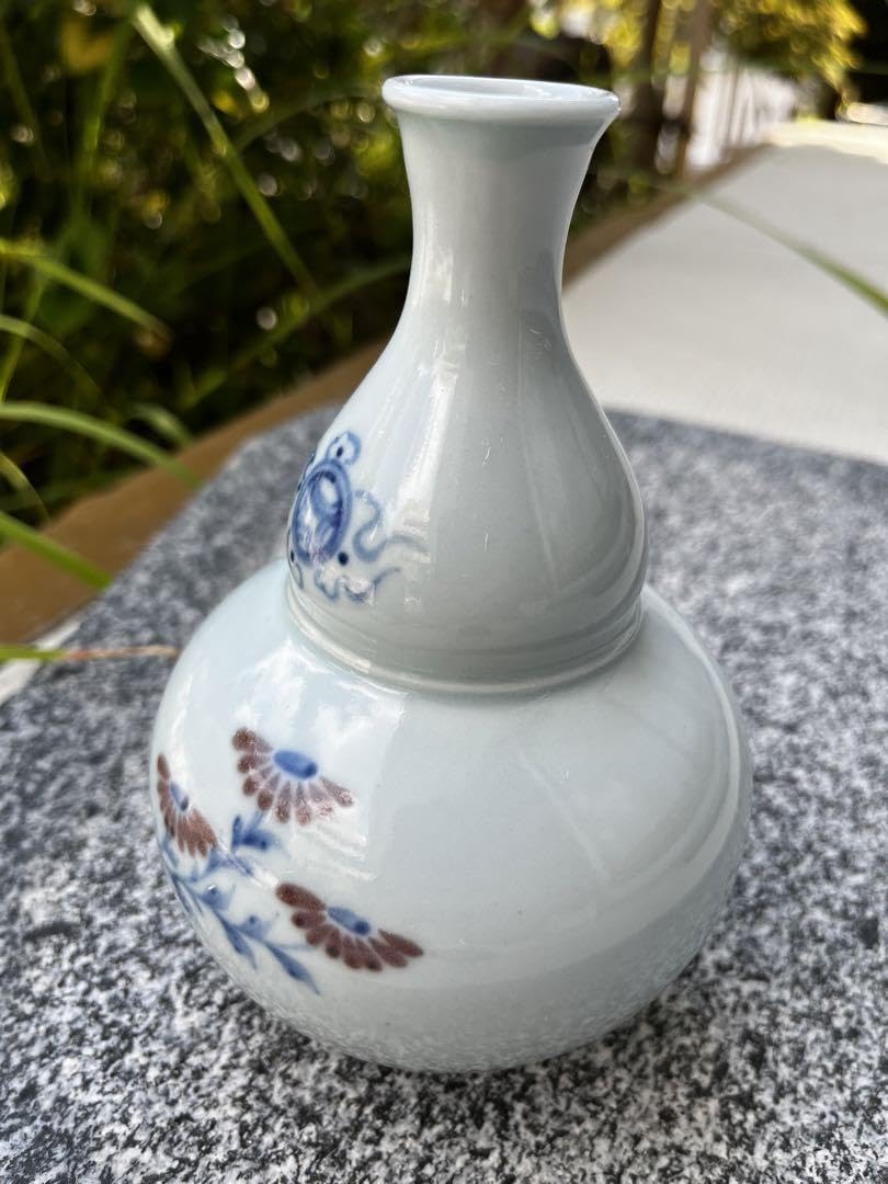 韓国の人間国宝　安藤五作　花瓶　木製台座付　焚川窯　アンティーク　共箱付 Amazon.co.jp: 韓国の人間国宝 安藤五作 花瓶 木製台座付 焚川窯